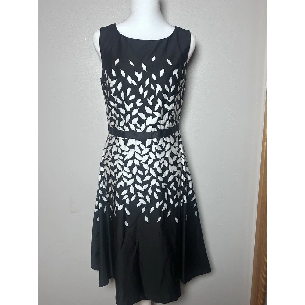 Talbots Dress 6 Black White Leaf Print Fit Flare Cotton Lined Sleeveless Zip - Picture 2 of 11
